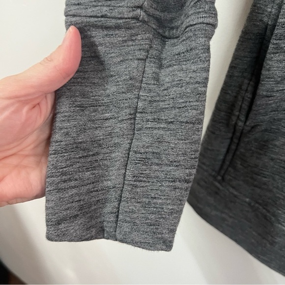 Lululemon To You Tunic - Picture 9 of 14